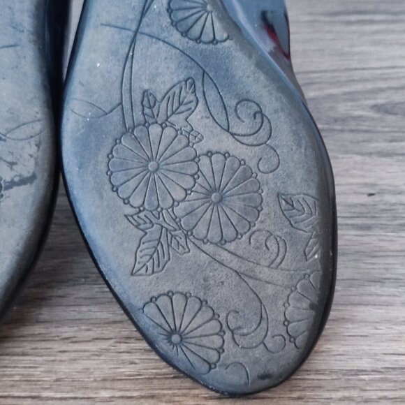 Steve Madden Round Toe Ballet Flats Size 7.5 Glossy Black Dressy Shoes - Picture 9 of 10